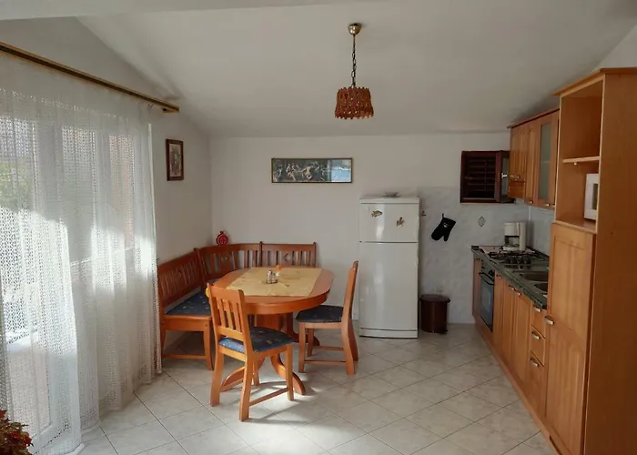 Eva Apartment 1