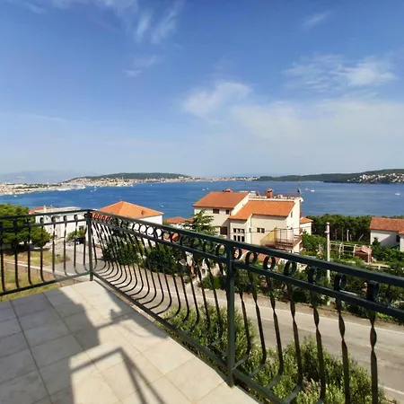 Eva Apartment 1 Trogir Exterior photo