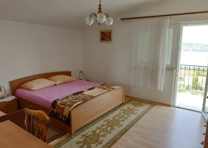 Eva Apartment 1